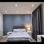 Apartment In Kingcross With Historical Highlights